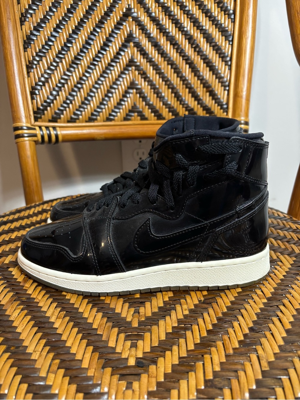 Nike Air Jordan 1 Rebel XX Black Patent AR5599-001 Size 7.5